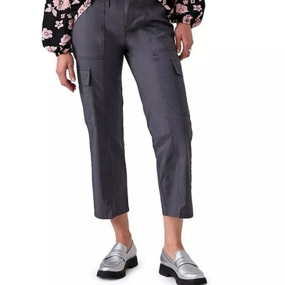 Women's Charcoal Cropped Cargo Pants